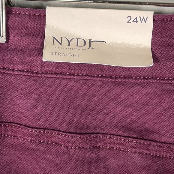 NWT NYDJ Marilyn Straight Purple Maroon Cabernet Jeans Lift Tuck Plus Sz 24W - Picture 4 of 9
